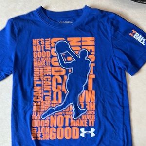 3 under armour shirts youth small and size 7, all 3 for 10.00